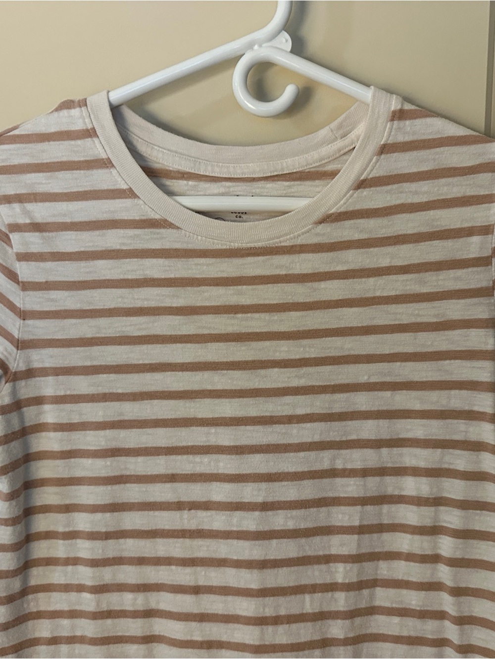 Universal Thread White and Tan Striped Mini Tshirt Dress women’s Sz small - Picture 2 of 9